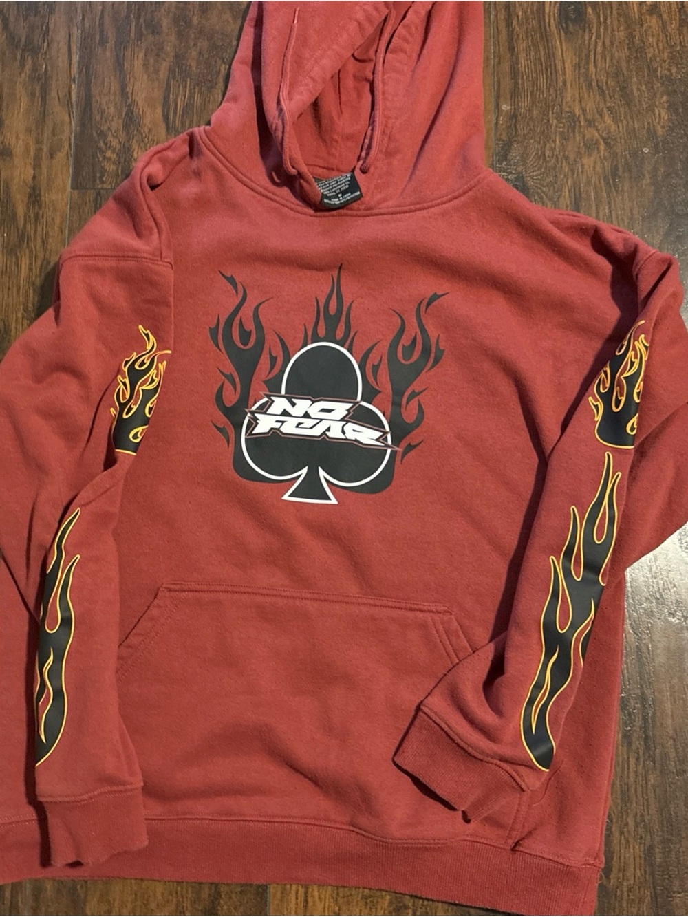 No fear maroon Men's Graphic Hoodie with Flame Sleeve Detail